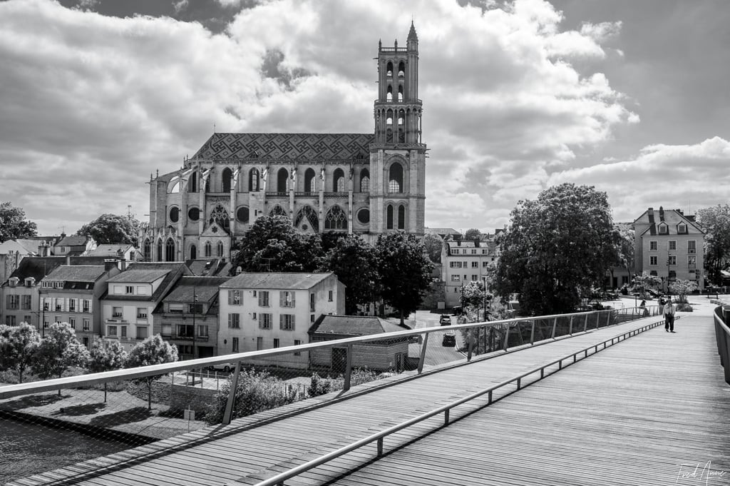 25 20 Collégiale notre dame
